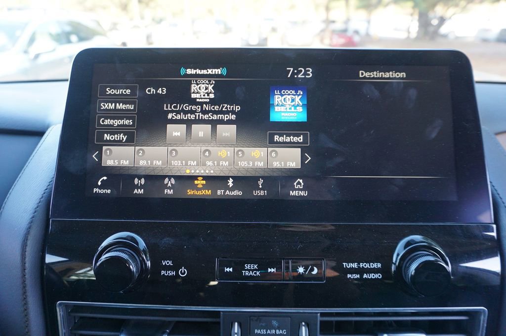 Used 2023 Nissan Armada SL w/ Captain's Chairs Package image 11