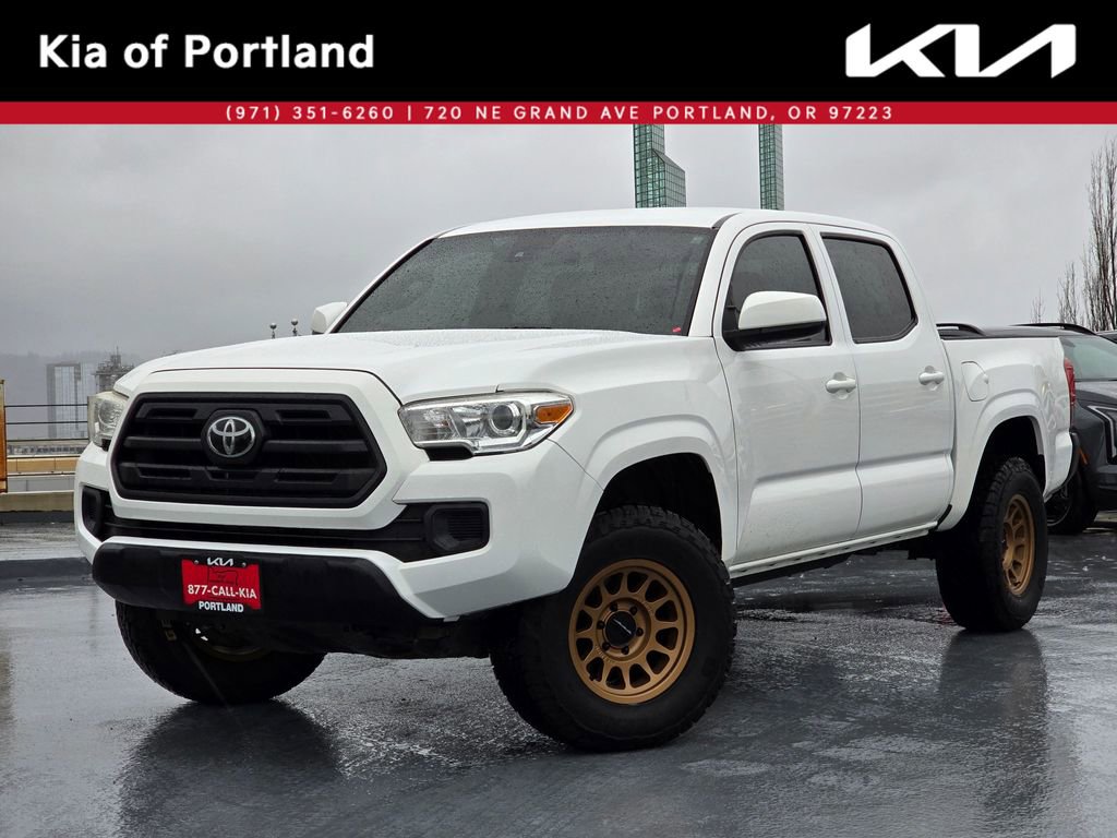 Used 2018 Toyota Tacoma SR image 1
