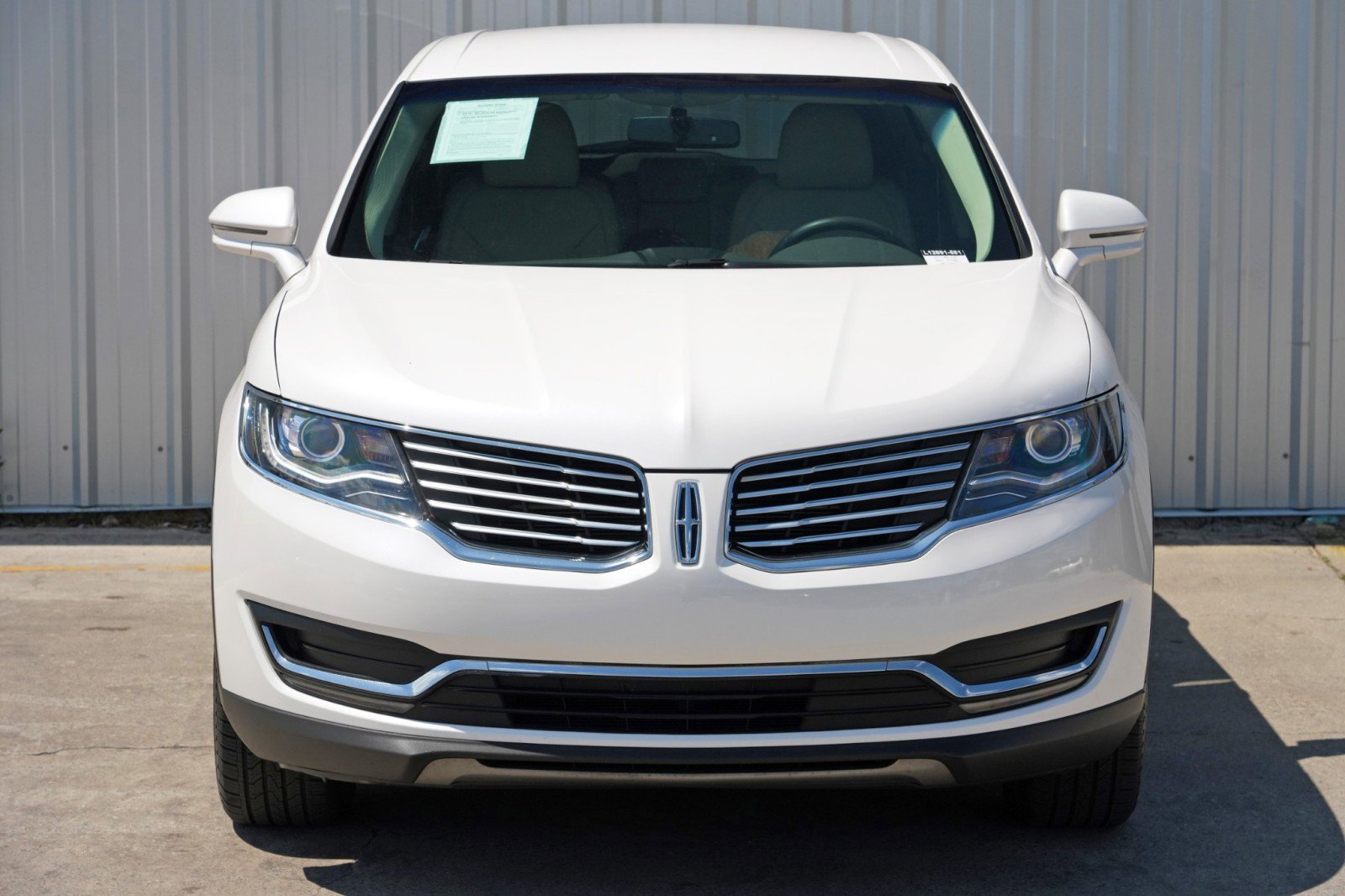 Used 2017 Lincoln MKX Select w/ Select Plus Package image 39