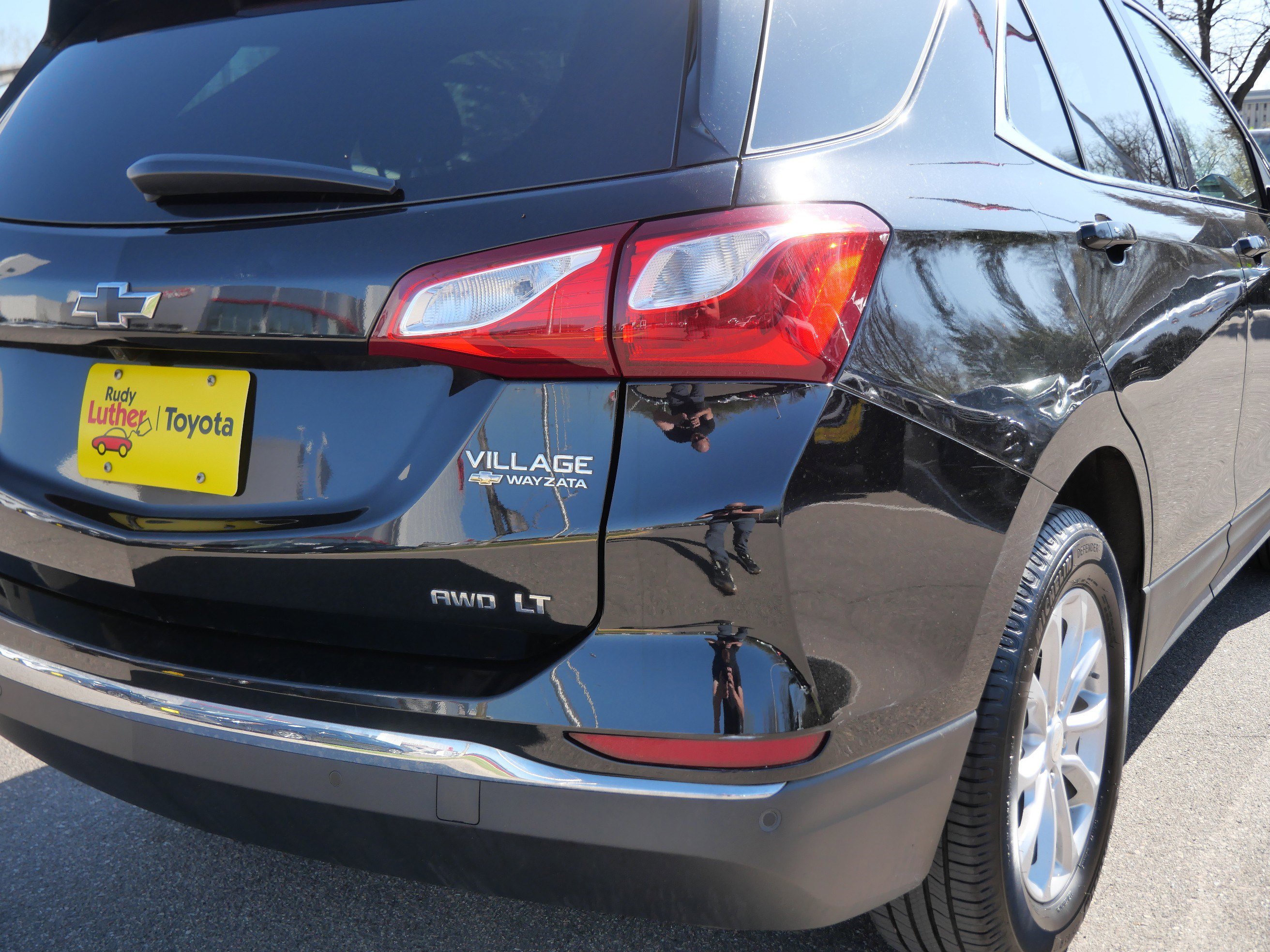 Used 2018 Chevrolet Equinox LT AWD/4WD image 17