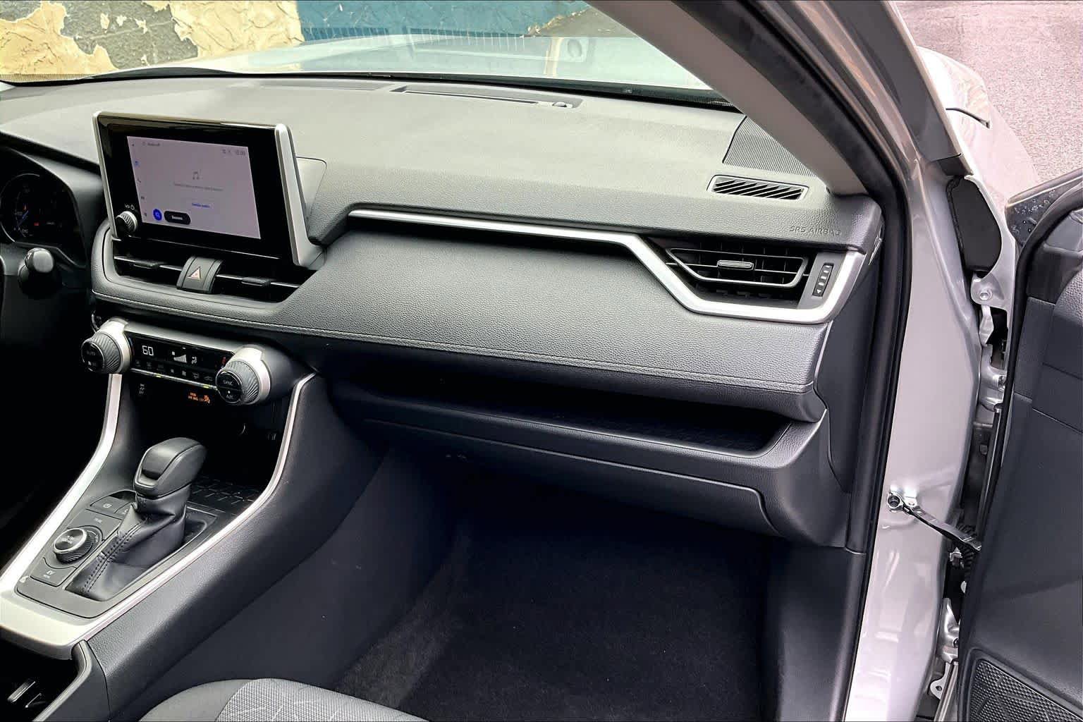 Certified 2025 Toyota RAV4 XLE AWD/4WD image 18