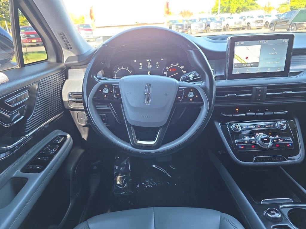Used 2021 Lincoln Corsair AWD w/ Rear Removable Package Tray image 7