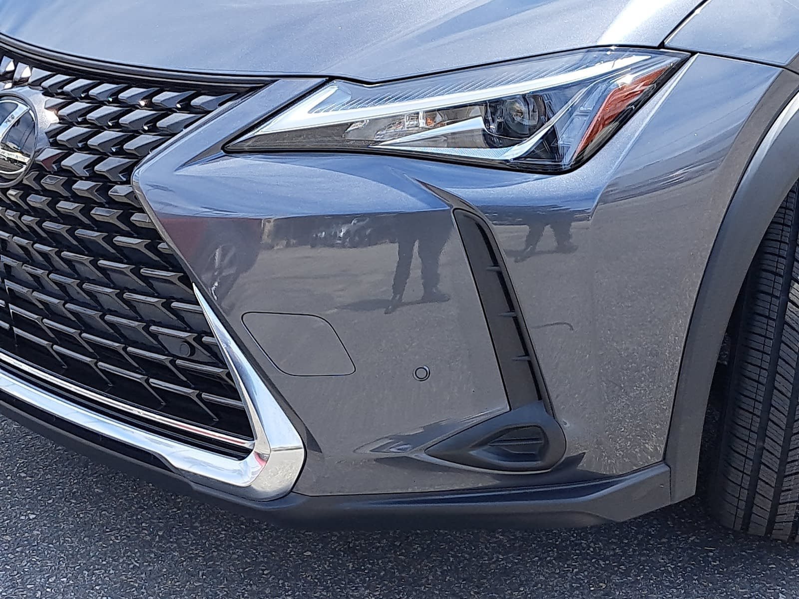 Used 2022 Lexus UX 200 w/ Accessory Package (Z2) FWD image 33