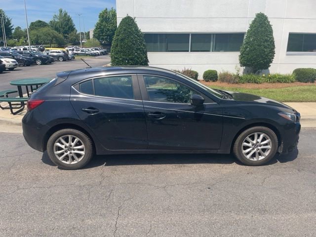Used 2016 MAZDA MAZDA3 i Sport w/ Preferred Equipment Package FWD image 12