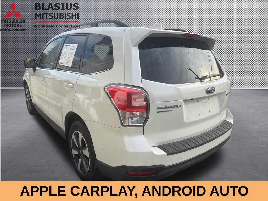 Used 2017 Subaru Forester 2.5i Limited AWD/4WD image 7