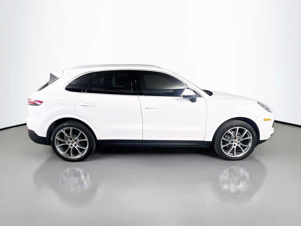 Used 2020 Porsche Cayenne image 9