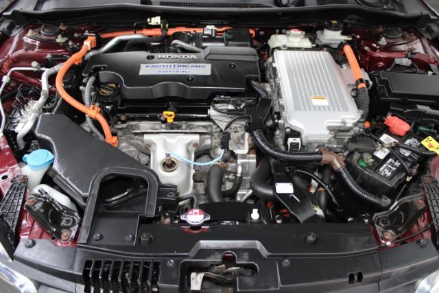 Used 2015 Honda Accord Touring image 28