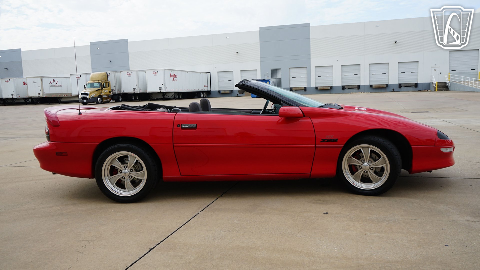 Used 1995 Chevrolet Camaro Z28 RWD image 18