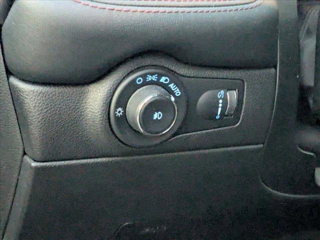 Used 2021 Dodge Durango R/T w/ Technology Group image 11