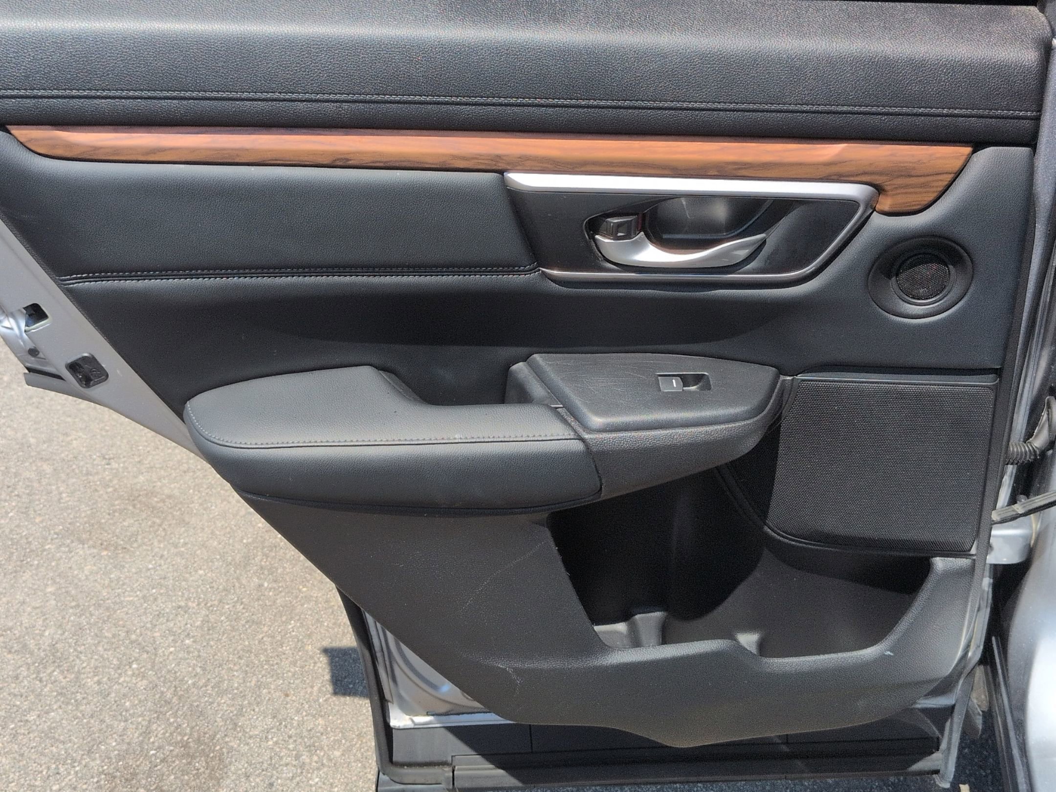 Used 2020 Honda CR-V EX-L image 37