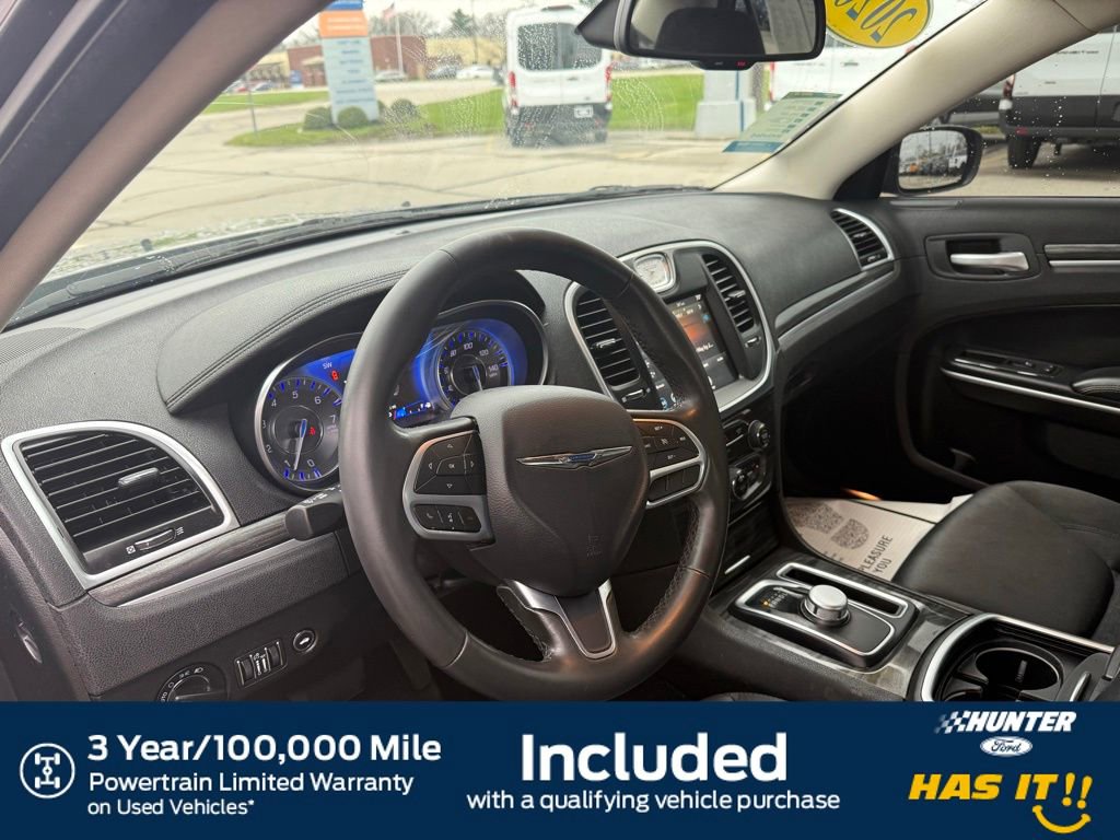 Used 2020 Chrysler 300 Touring w/ Sport Appearance Package image 2