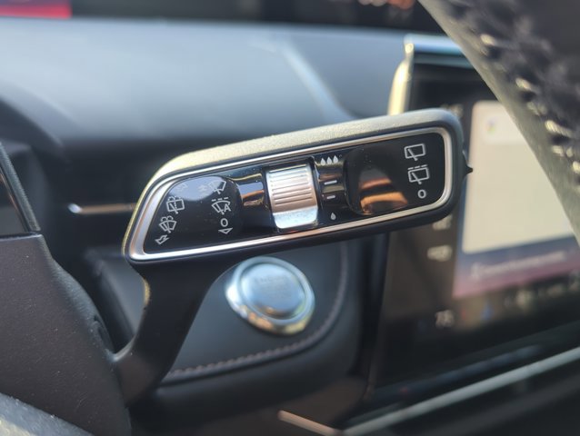 Used 2024 Lincoln Nautilus Premier w/ Jet Appearance Package image 17