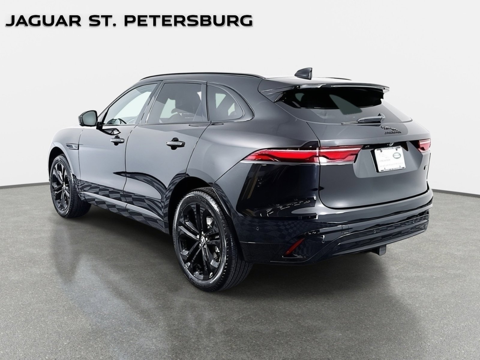 Used 2026 Jaguar F-PACE R-Dynamic S AWD/4WD image 7