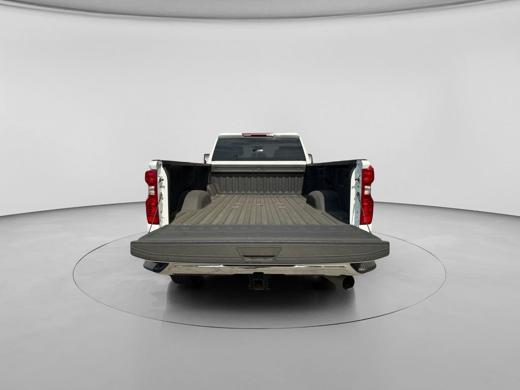 Used 2024 Chevrolet Silverado 3500 W/T AWD/4WD image 19
