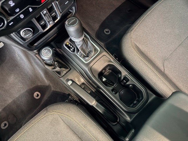Certified 2025 Jeep Gladiator Sport AWD/4WD image 28