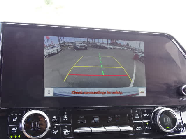 Used 2023 Toyota Highlander Limited FWD image 29