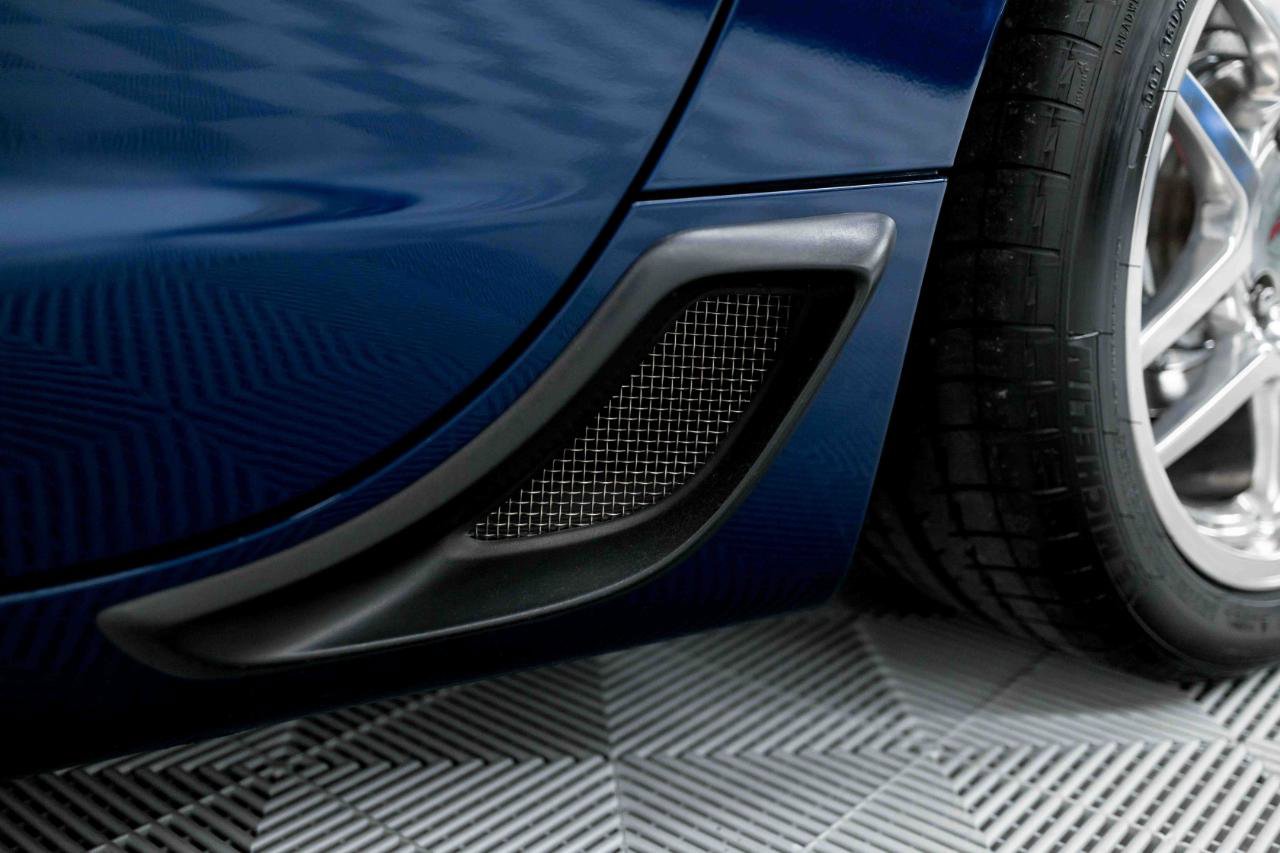 Used 2004 Chevrolet Corvette Z06 w/ Z06 Preferred Equipment Group image 32