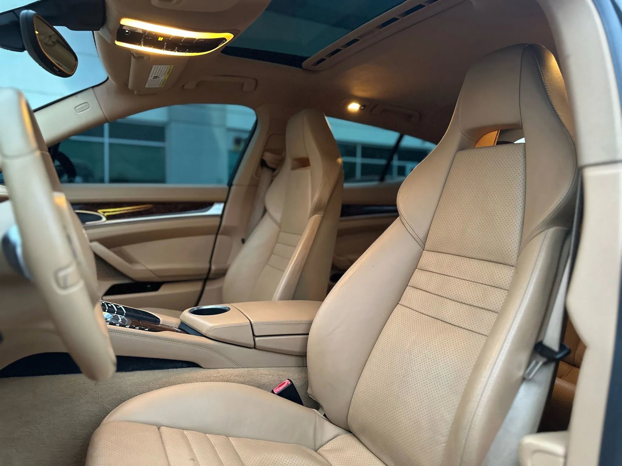 Used 2010 Porsche Panamera 4S image 35