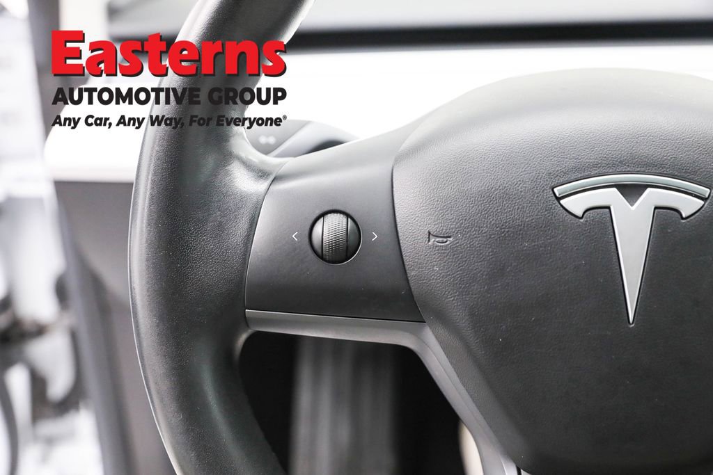 Used 2019 Tesla Model 3 Standard Range RWD image 15