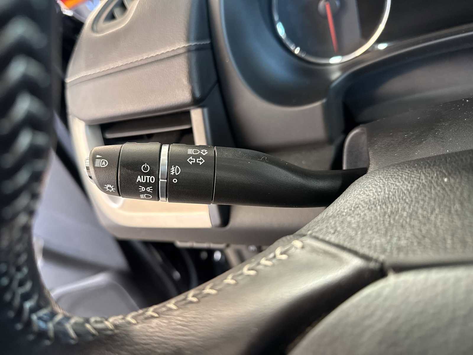 Used 2022 GMC Terrain Denali w/ Denali Premium Package image 26