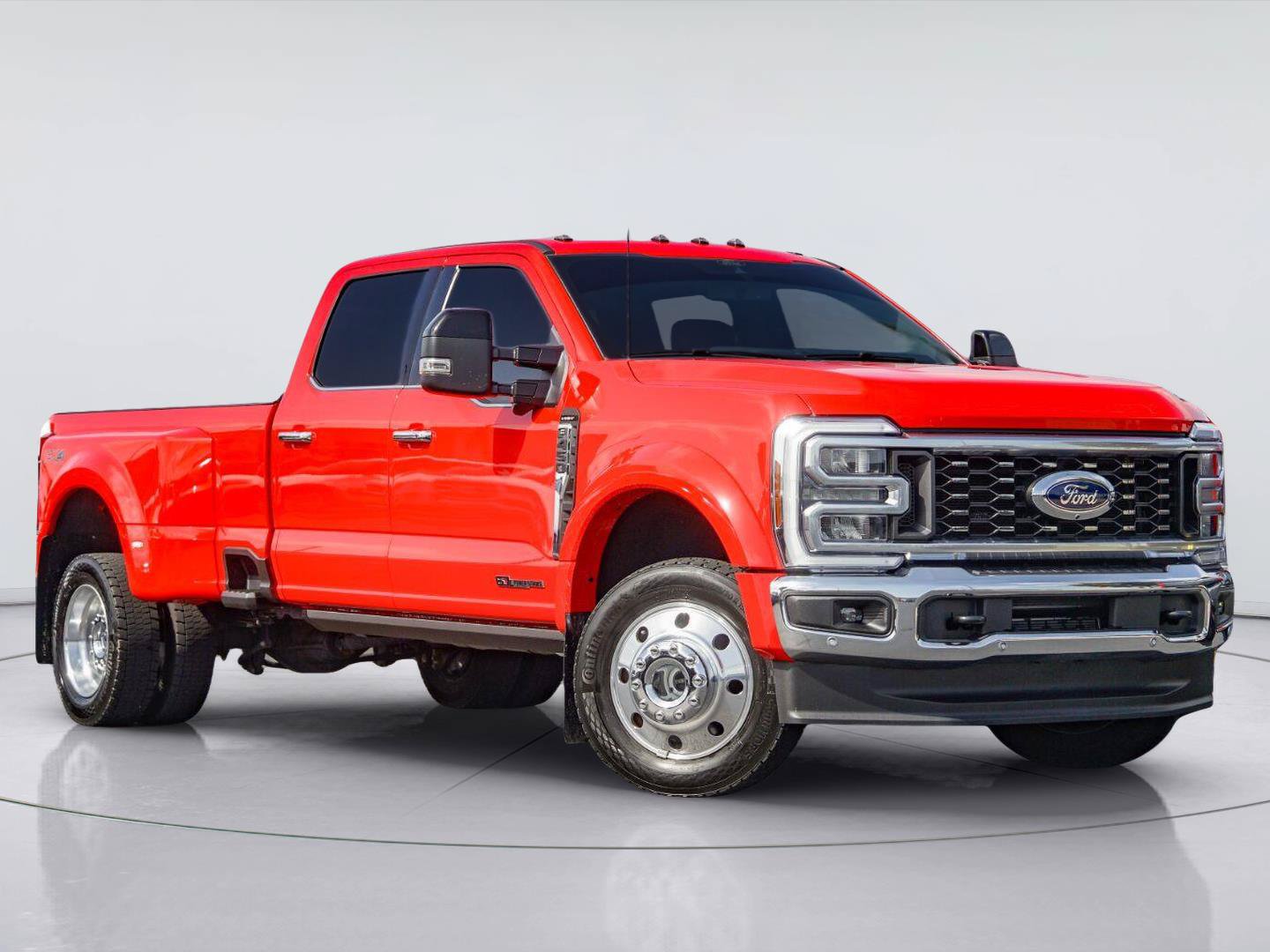 Certified 2025 Ford F450 Lariat w/ Lariat Ultimate Package AWD/4WD video 1