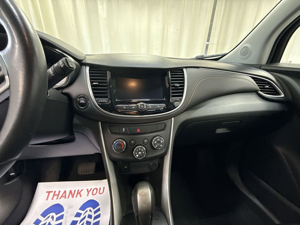 Certified 2022 Chevrolet Trax LT w/ LT Convenience Package image 15
