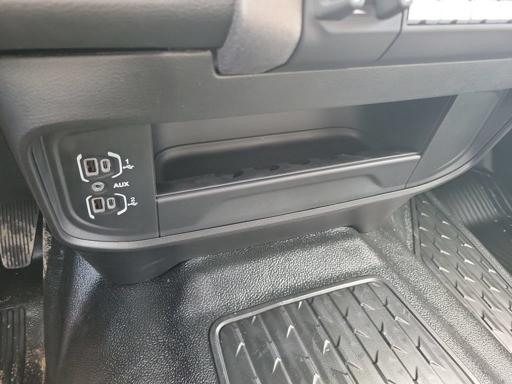 New 2026 RAM 3500 Tradesman w/ Chrome Appearance Group AWD/4WD image 39