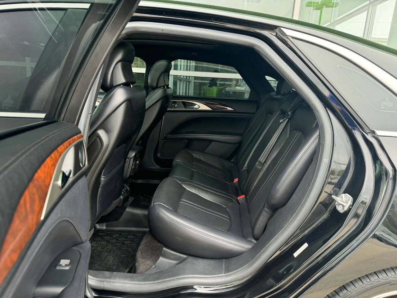 Used 2018 Lincoln MKZ Reserve w/ Climate Package AWD/4WD image 11