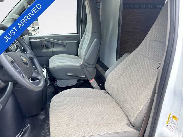 New 2026 Chevrolet Express 4500 w/ Power Convenience Package RWD image 11