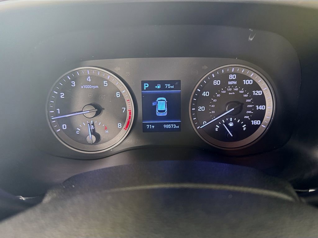 Used 2019 Hyundai Tucson Value AWD/4WD image 12