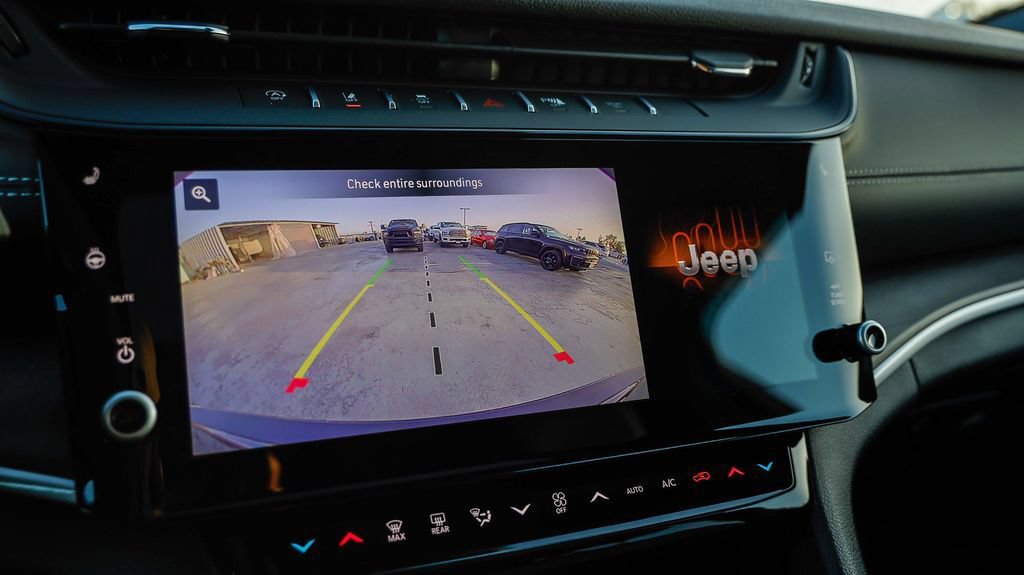 New 2026 Jeep Grand Cherokee Altitude RWD image 29