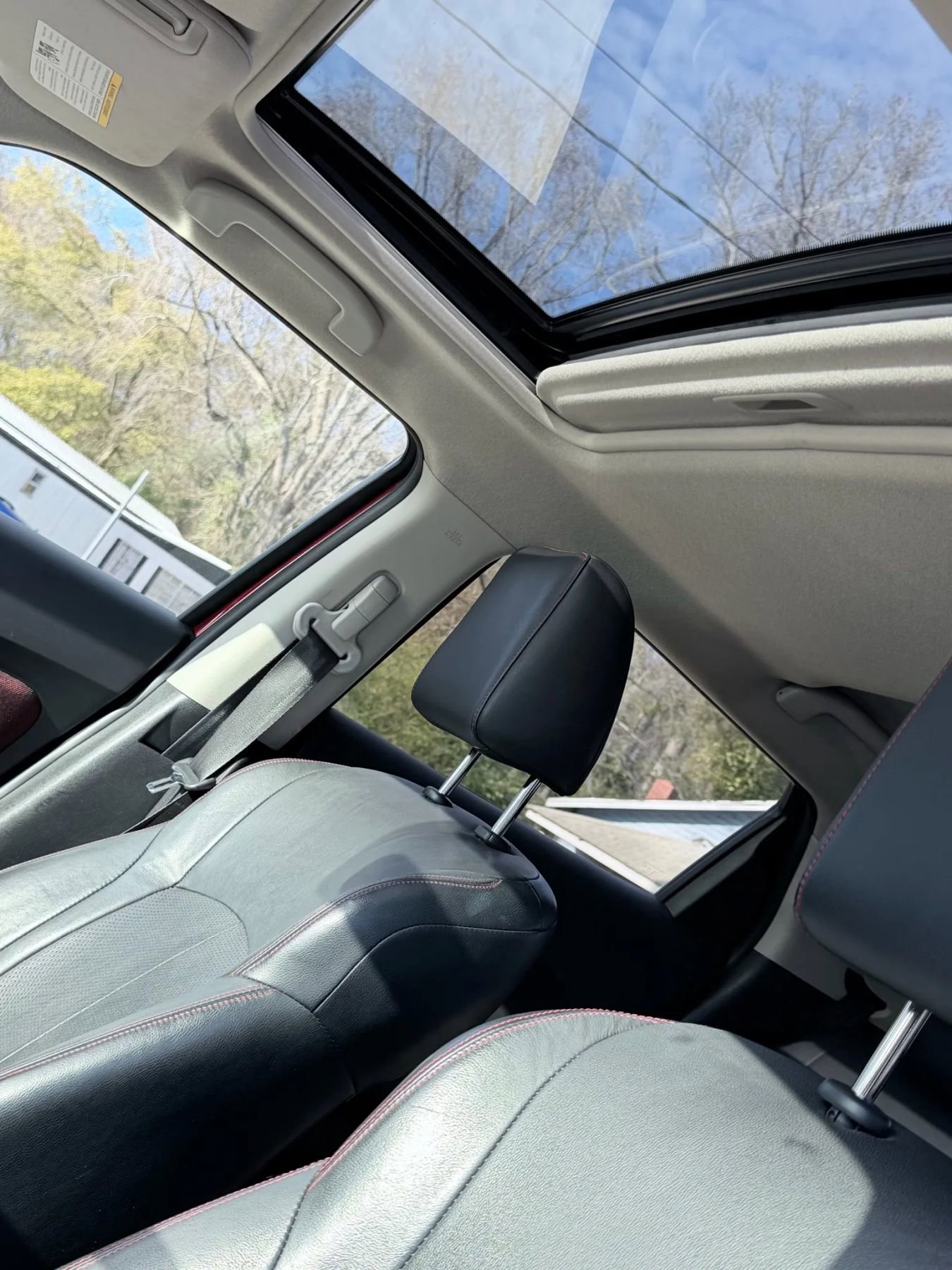 Used 2014 Nissan Juke SL w/ Premium Appearance Package image 11