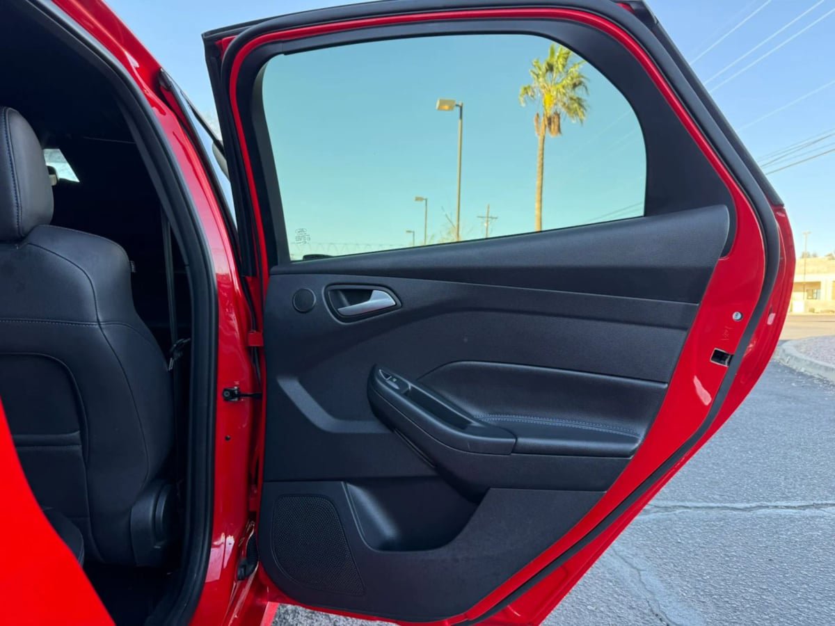Used 2018 Ford Focus RS AWD/4WD image 33