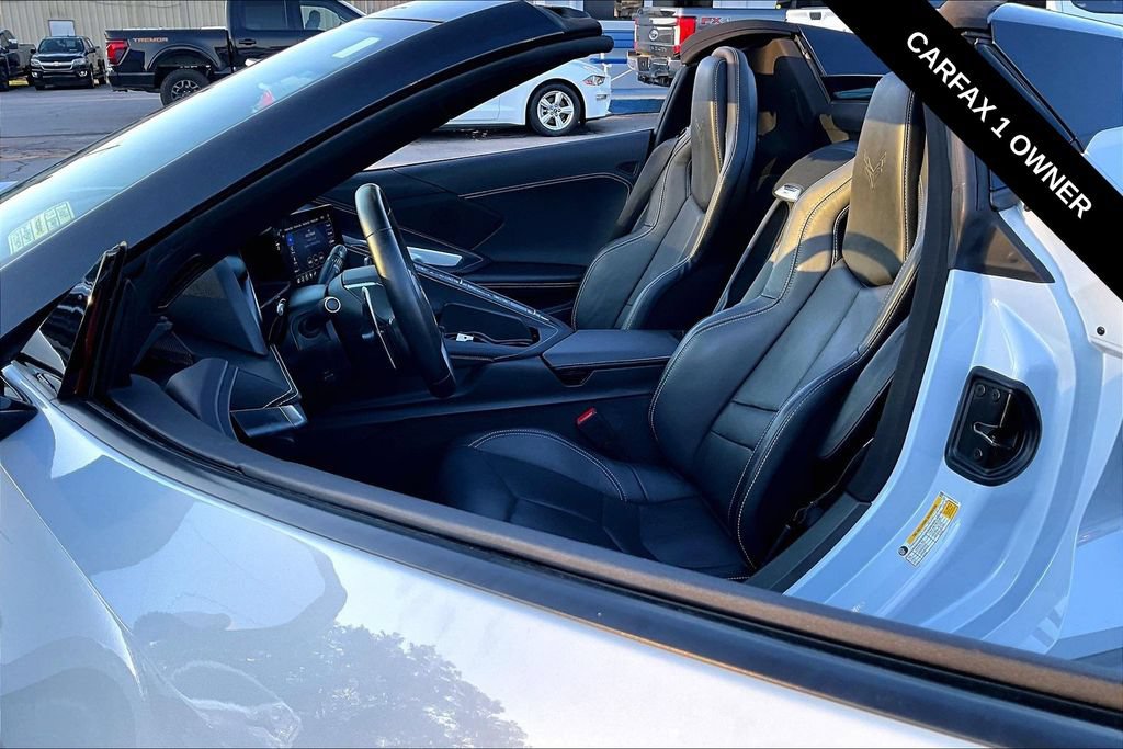 Used 2023 Chevrolet Corvette Stingray Convertible w/ Z51 Performance Package RWD image 19