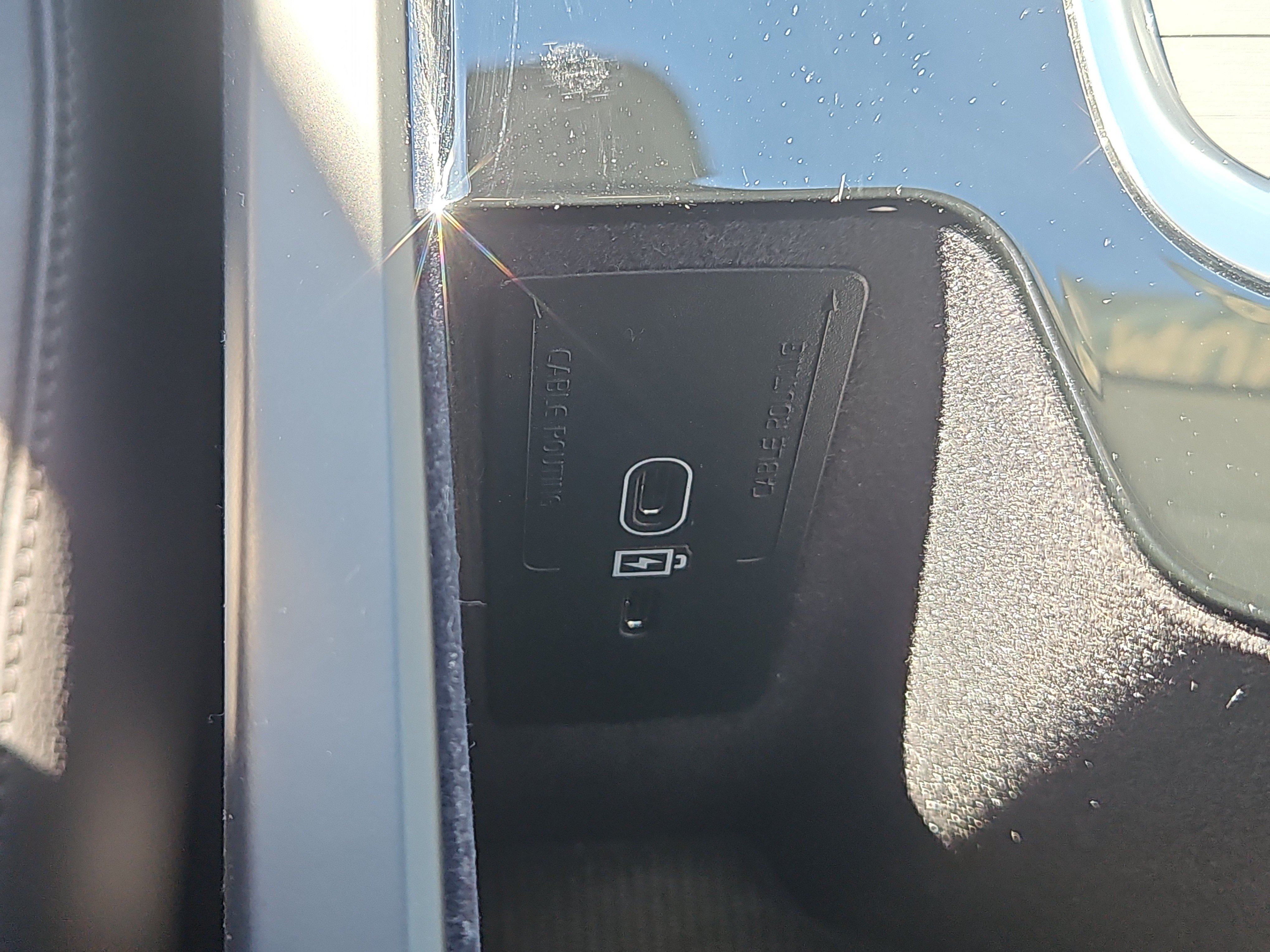 Used 2024 Volvo XC90 B5 Core w/ Protection Package Premier AWD/4WD image 11