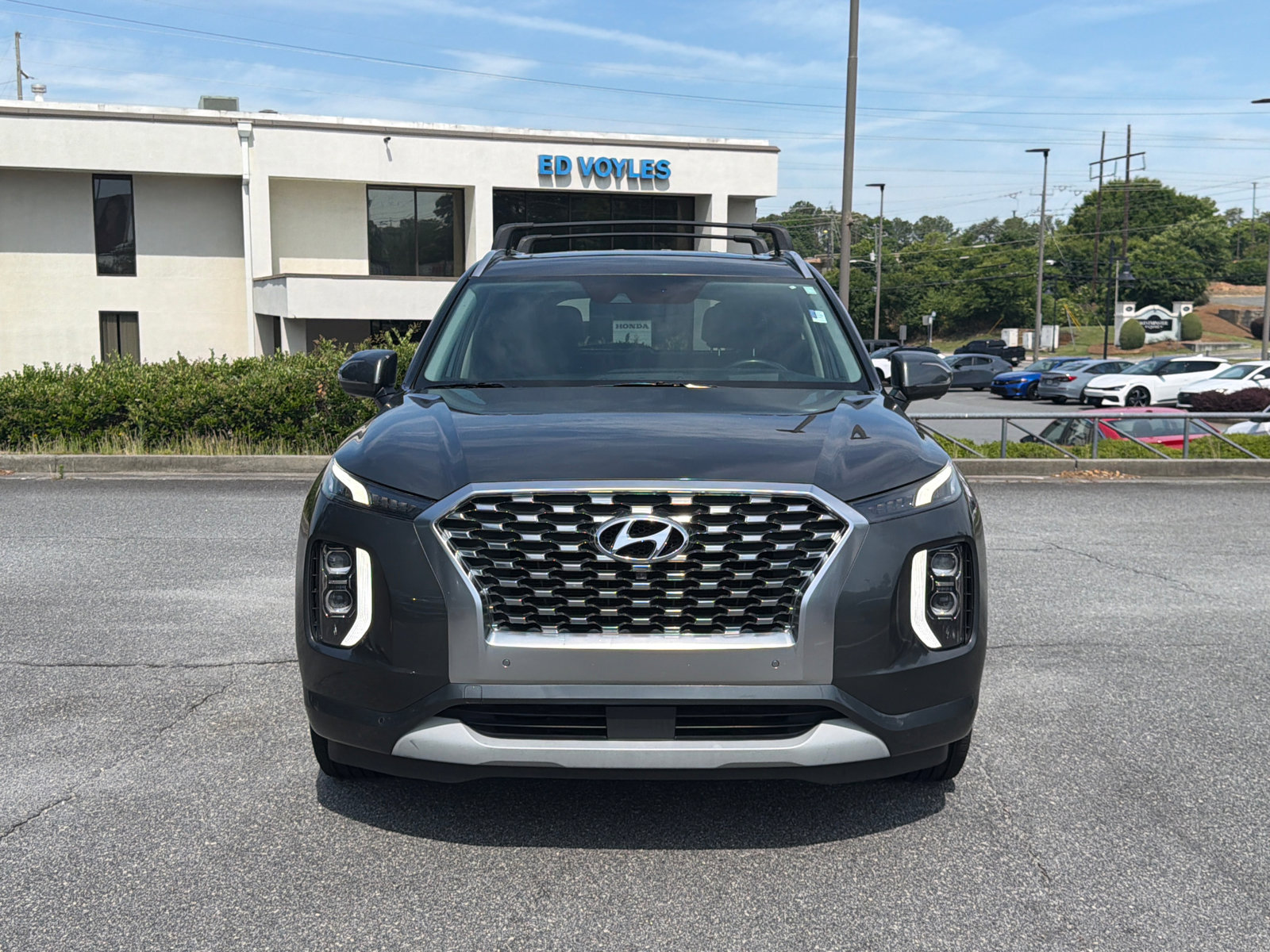 Used 2021 Hyundai Palisade Limited FWD image 2
