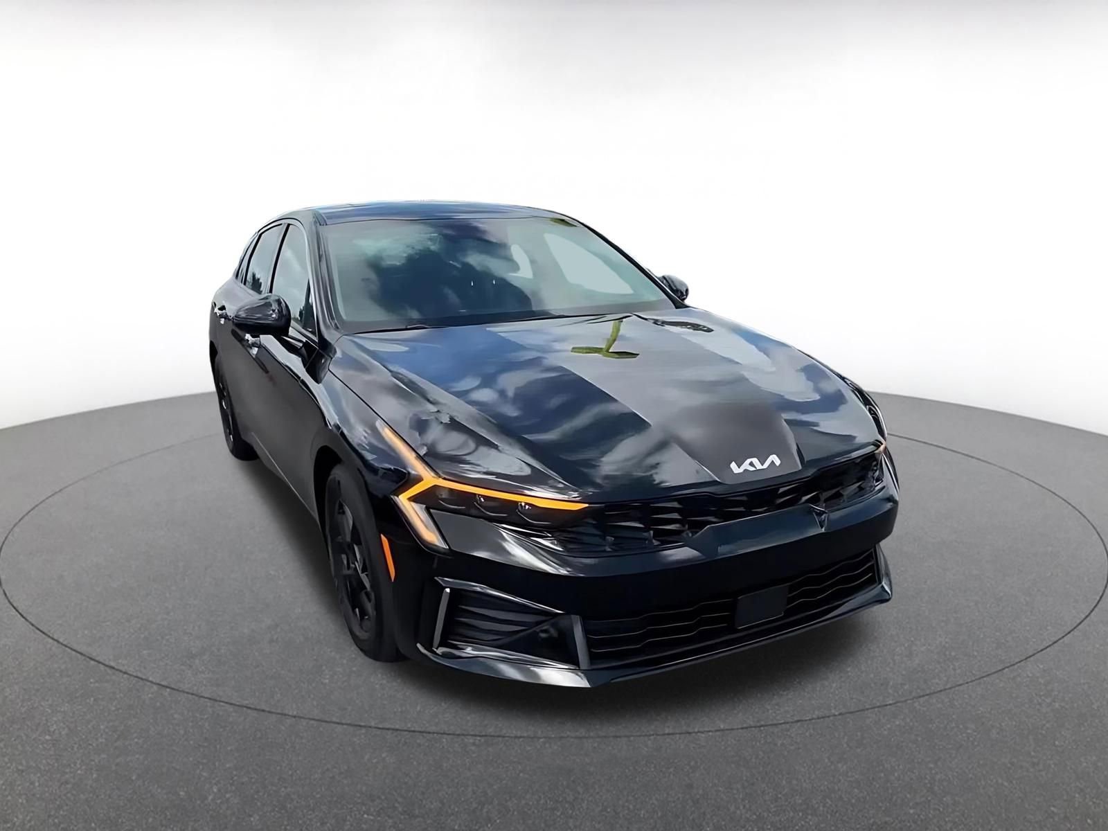 Used 2025 Kia K5 LXS image 3
