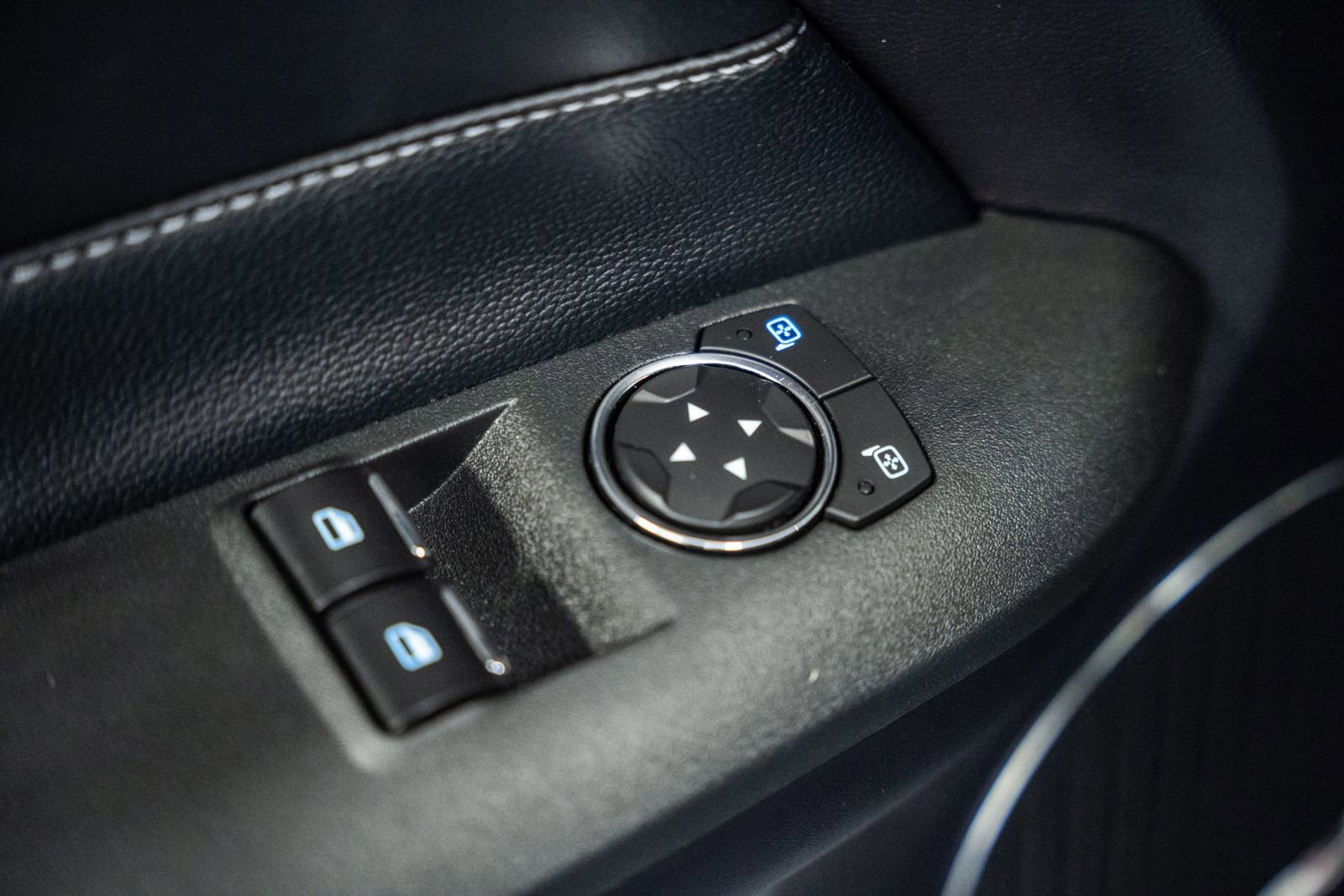 Used 2019 Ford Mustang Premium w/ Ecoboost Performance Package image 43