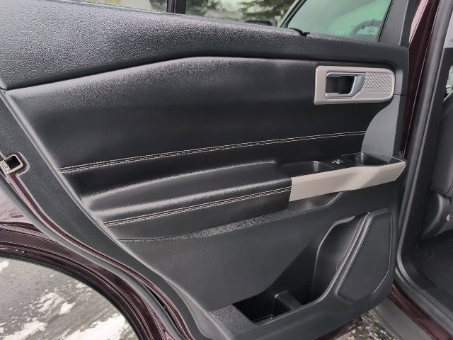 Used 2022 Ford Explorer Limited w/ Equipment Group 301A image 14