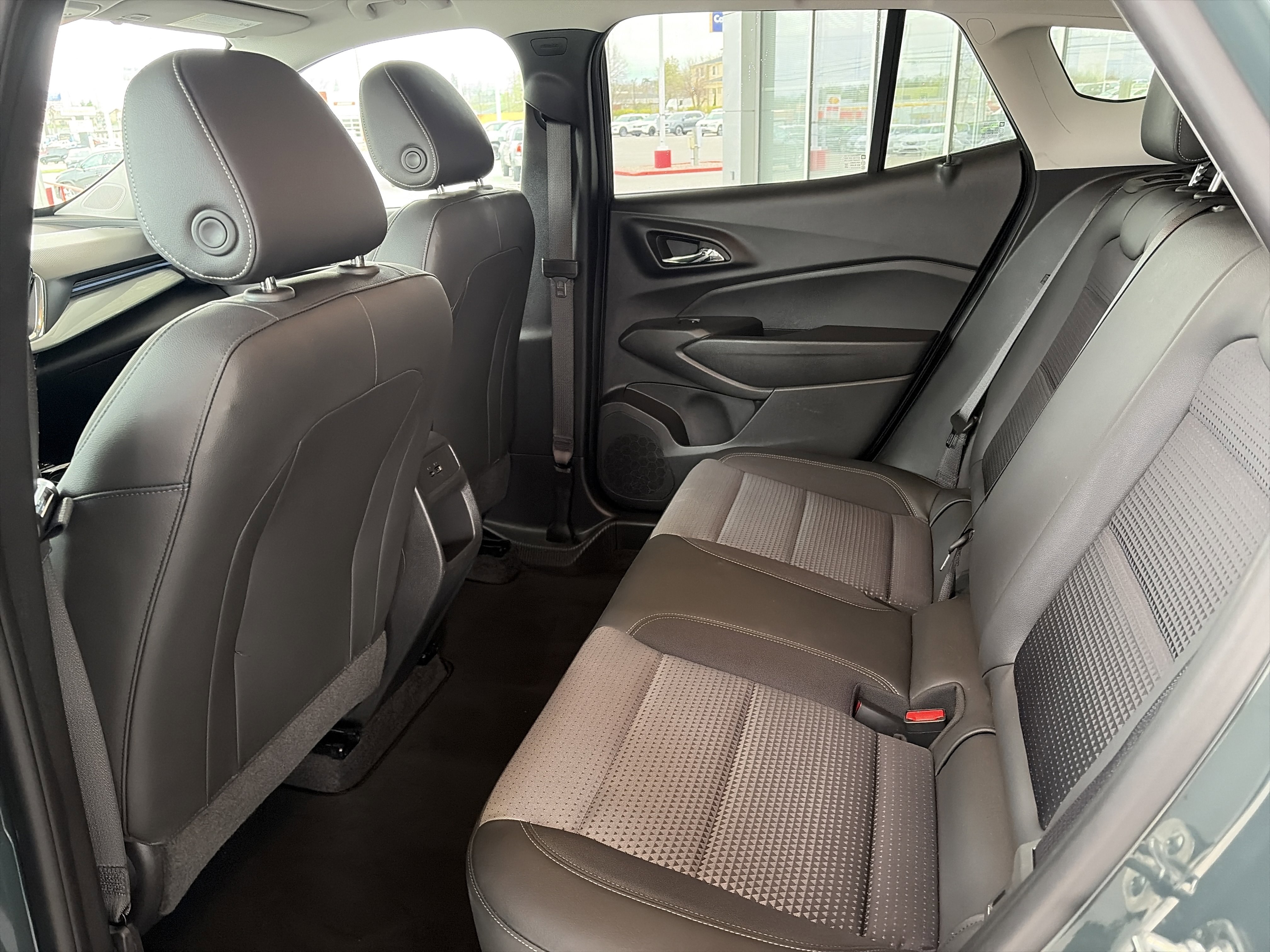 Used 2025 Chevrolet Trax LT image 17