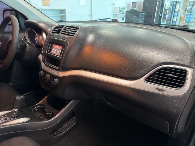 Used 2019 Dodge Journey SE image 26