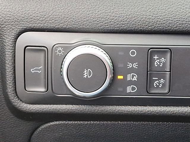 Used 2021 Ford Explorer XLT w/ Equipment Group 202A image 24