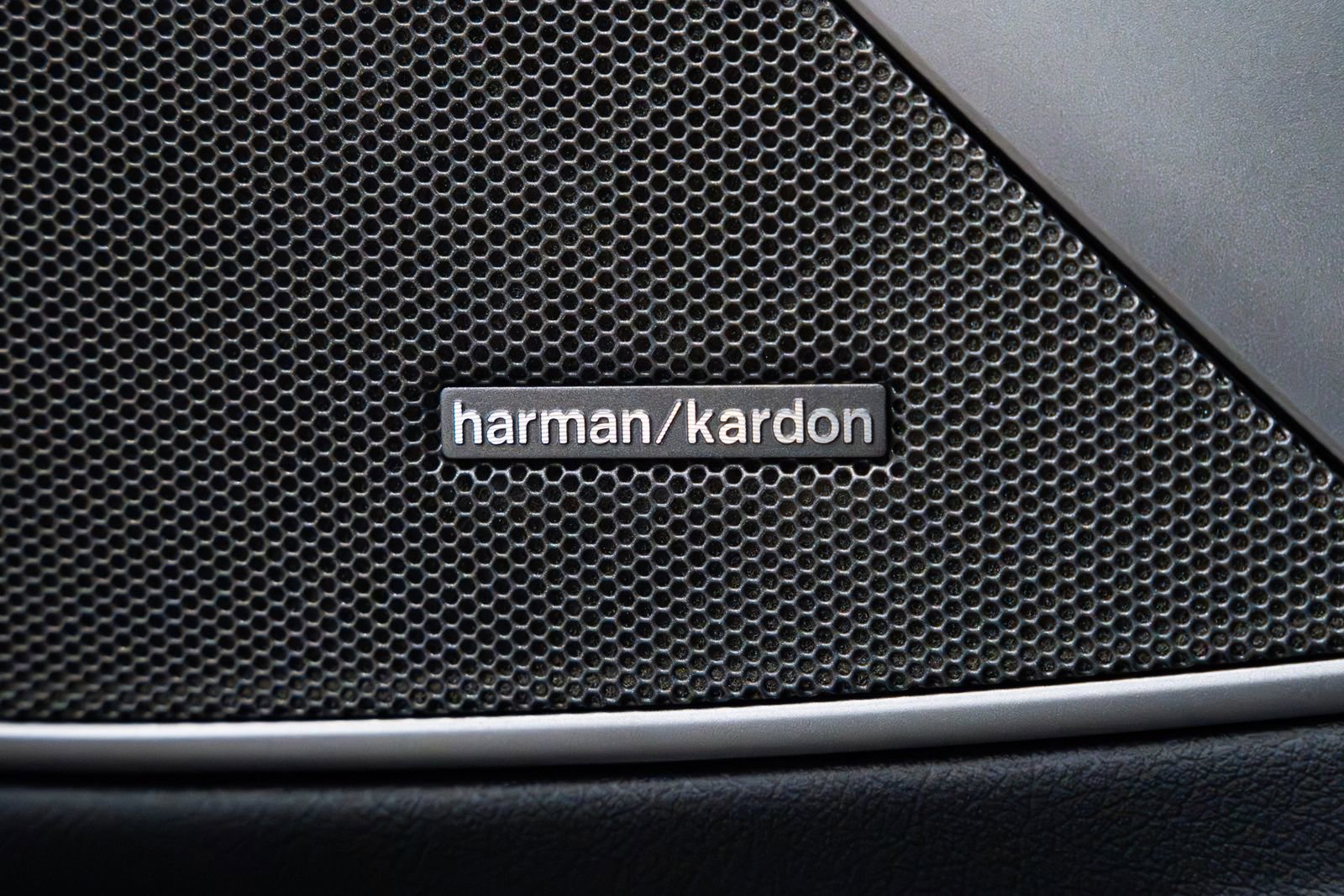 Used 2023 BMW M340i xDrive image 15