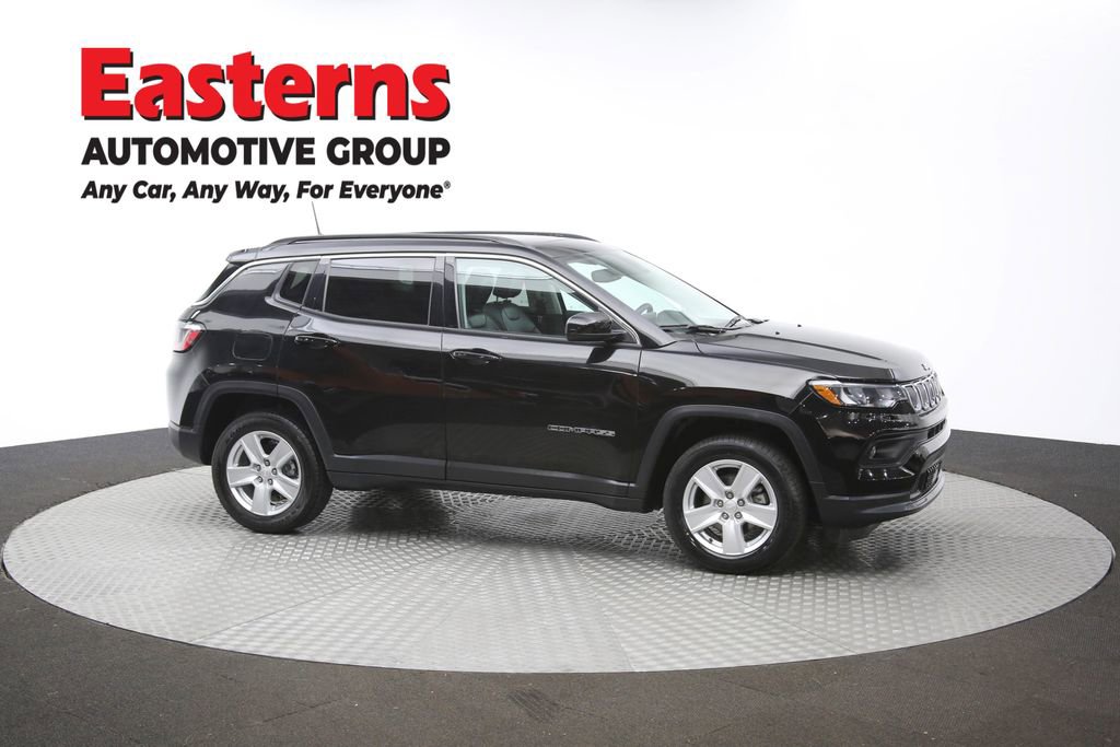 Used 2022 Jeep Compass Latitude w/ Sun and Sound Group image 44