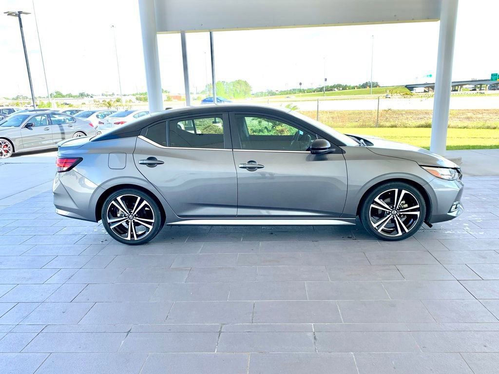 Used 2023 Nissan Sentra SR image 4