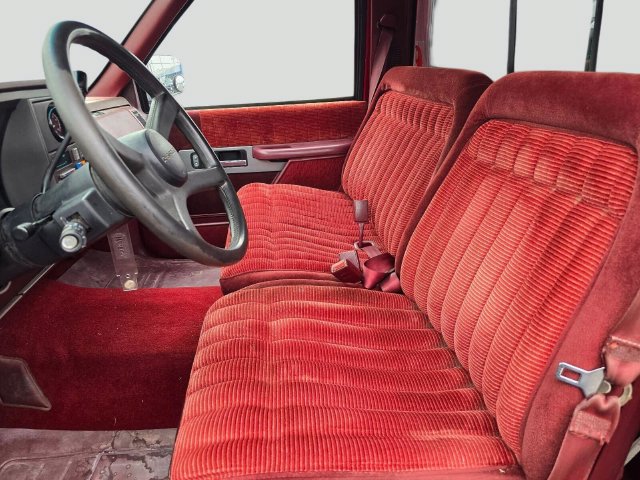 Used 1990 Chevrolet Silverado 1500 2WD Regular Cab image 16