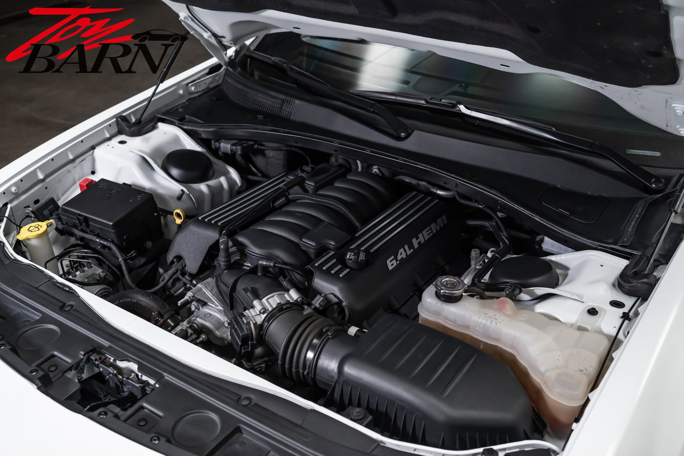 Used 2023 Chrysler 300 C RWD image 47