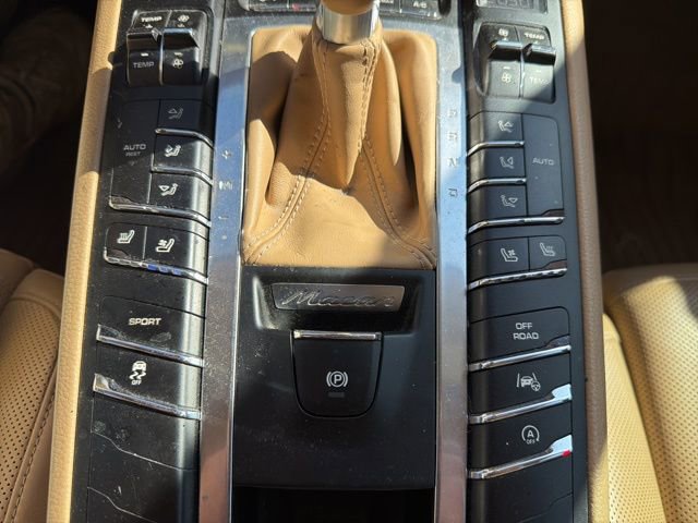 Used 2017 Porsche Macan S AWD/4WD image 31