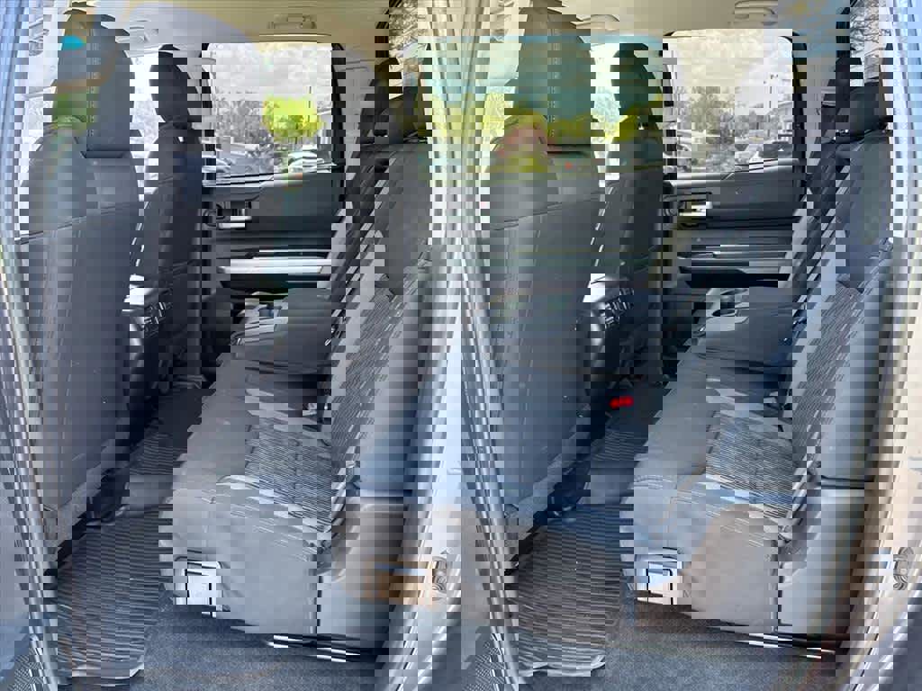 Used 2017 Toyota Tundra SR5 AWD/4WD image 9