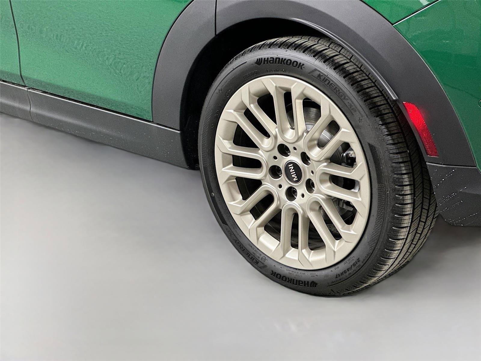 Certified 2025 MINI Cooper S FWD image 24
